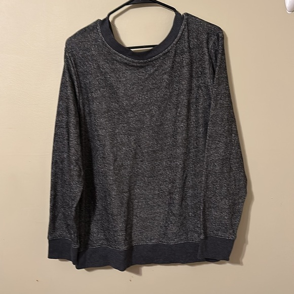 Old Navy, V-neck sweater, size XL, charcoal grey, never worn - Picture 3 of 3